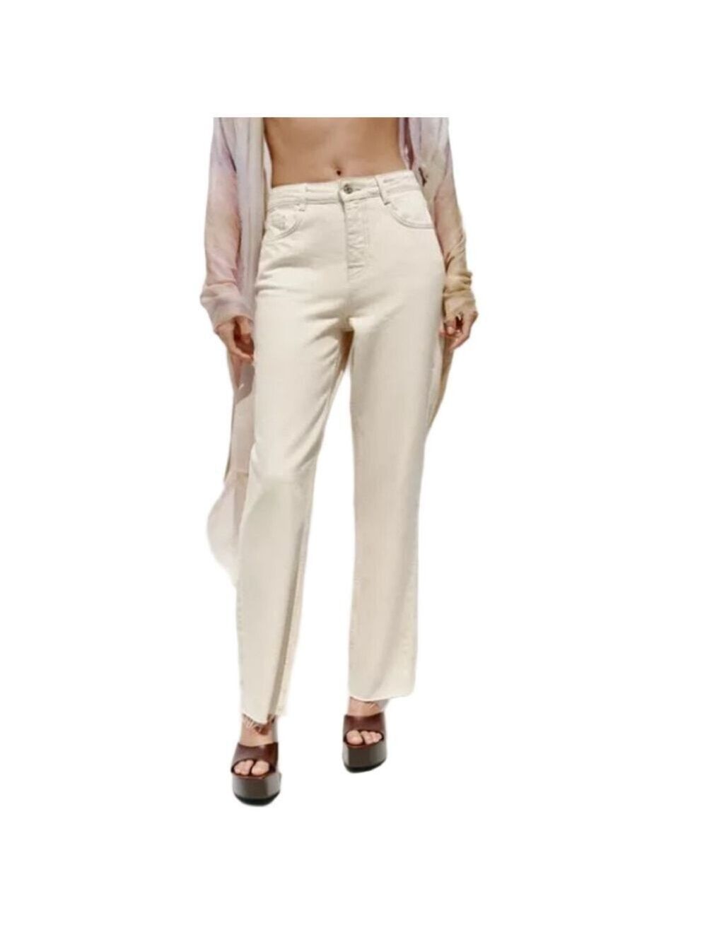 ZARA High-Rise Raw Hem Straight-Leg Jeans in Cream – Size 8